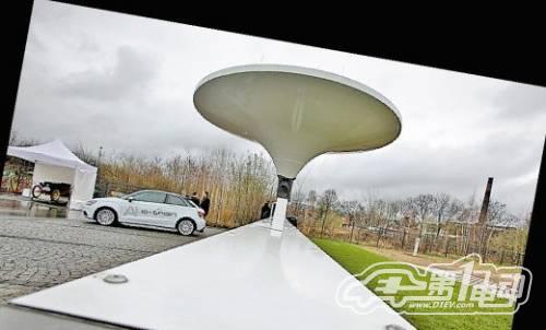 德國(guó)首座電動(dòng)汽車(chē)太陽(yáng)能充電站建成投用