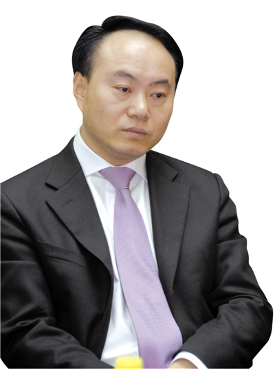 施正榮財(cái)富七年蒸發(fā)186億面臨關(guān)聯(lián)交易調(diào)查