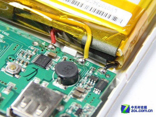 導(dǎo)線較短并且被固定住的電芯