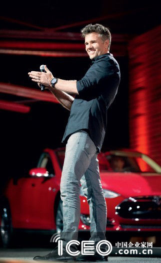 6月20日漢哲森在特斯拉&ldquo;電池更換技術(shù)&rdquo;展示會上擔(dān)任主持