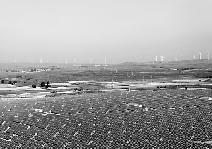 這個電站的意義在于通過風(fēng)、光、儲的七種組合發(fā)電方式，多組態(tài)、多功能、可調(diào)節(jié)、可調(diào)度的聯(lián)合發(fā)電運(yùn)行方式。