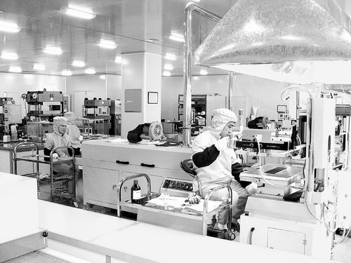 中國(guó)著力研發(fā)燃料電池及氫源技術(shù)：潛艇上佳電源